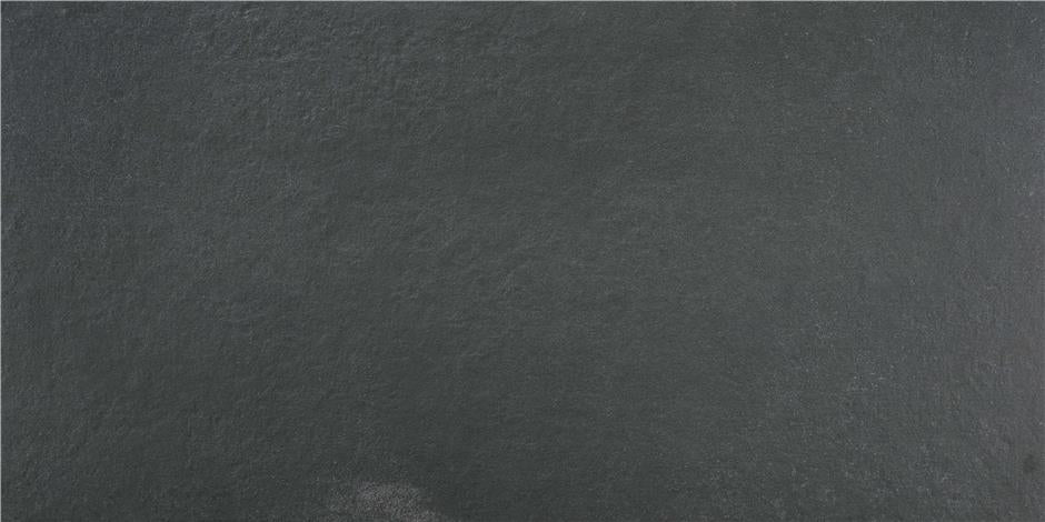 Public Anthracite – 30 × 60 cm