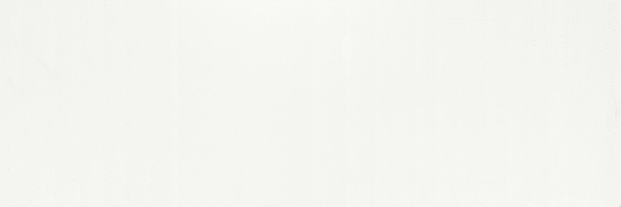 All White – 30 × 60 cm