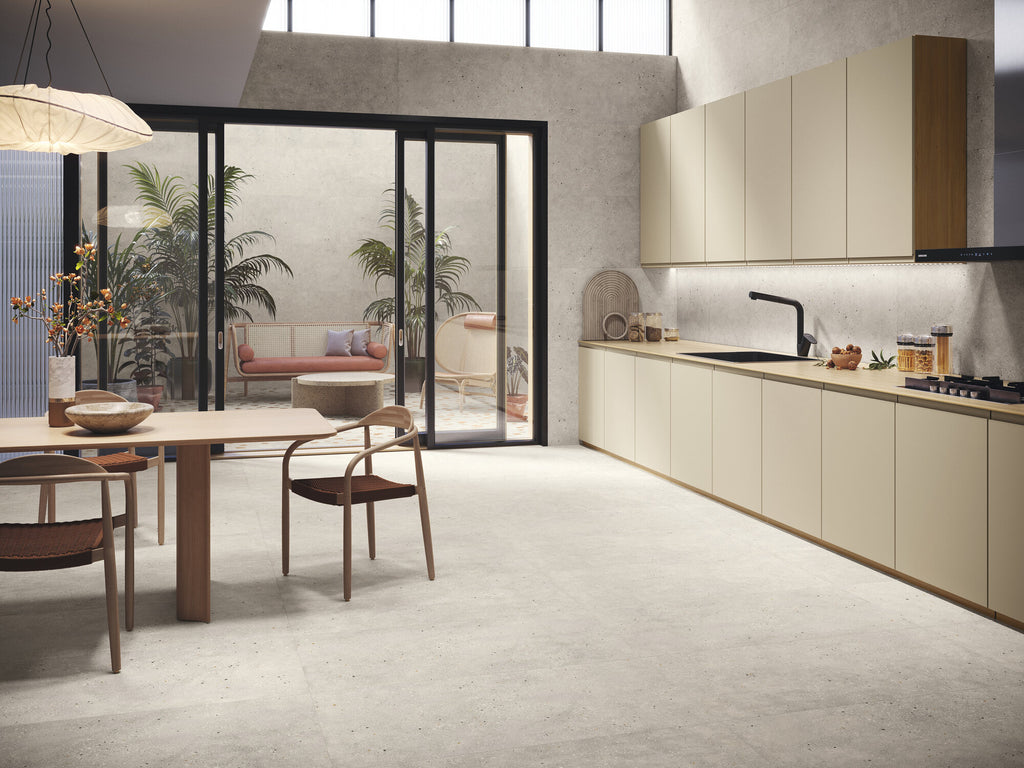 Ama Avorio – 60 × 60 cm – Raumansicht