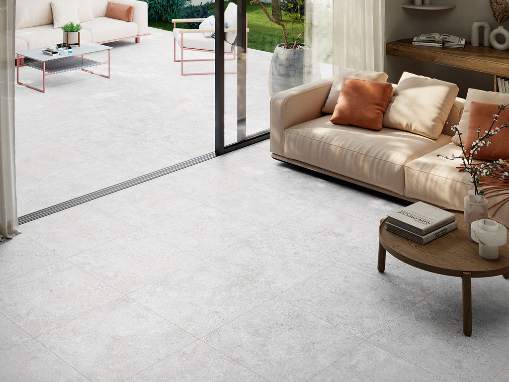 Levin White – 120 × 120 cm – Raumansicht