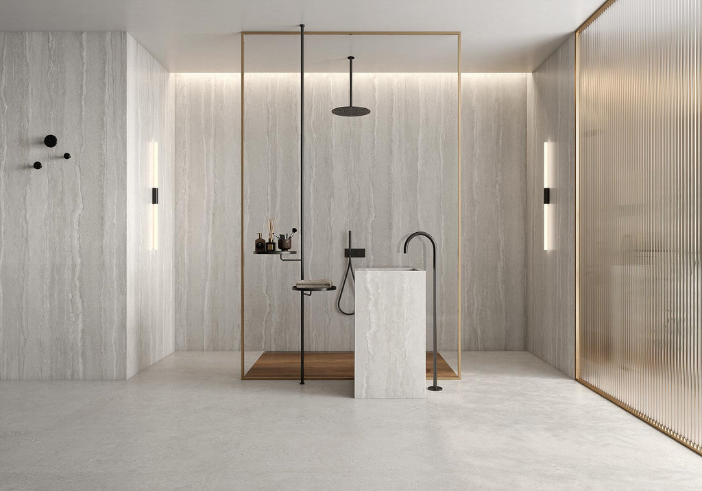 Navona Bianco – 120 × 280 cm – Raumansicht